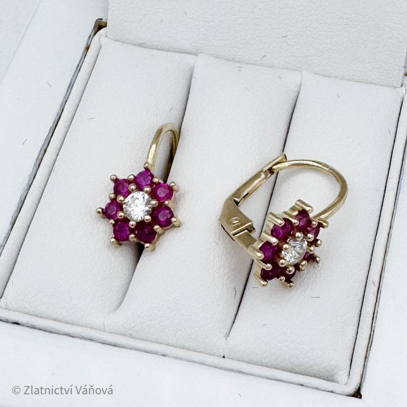 Žluté zlato náušnice kytičky na klapku